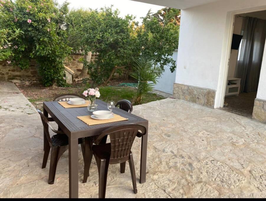 Bonita Casa En Bolonia Lejlighed Eksteriør billede